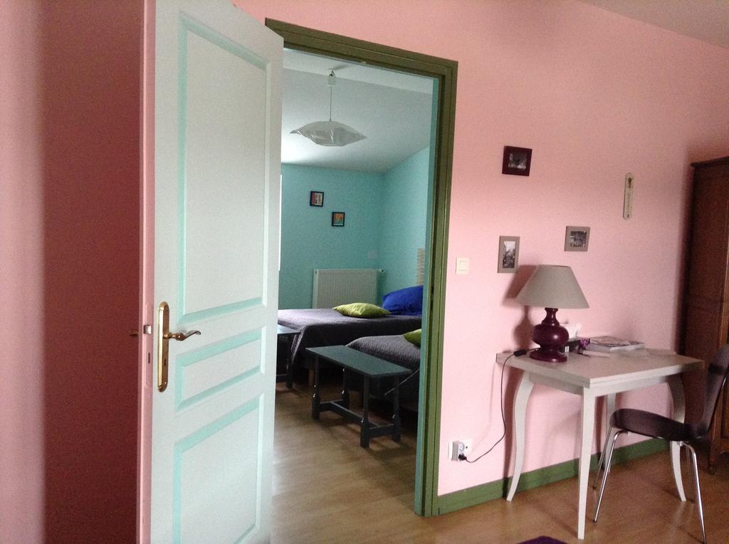 Chambres D'Hotes L'En Haut Des Vignes Mérignac Cameră foto